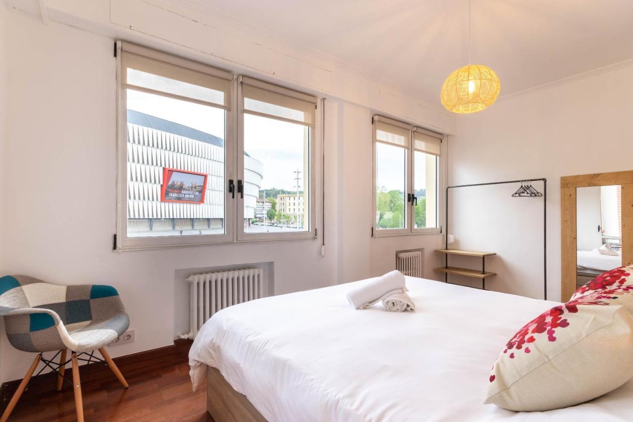 Apartamento Con Vistas Al Estadio San Mames ビルバオ エクステリア 写真